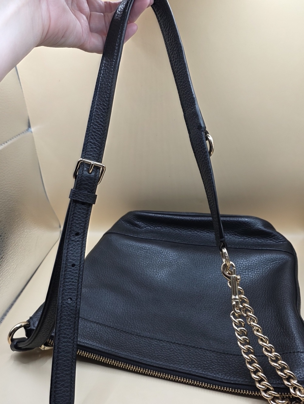 Coach F76668 Black Leather Paxton Duffle Crossbody Bag Black Gold Tone Chain - Picture 6 of 13